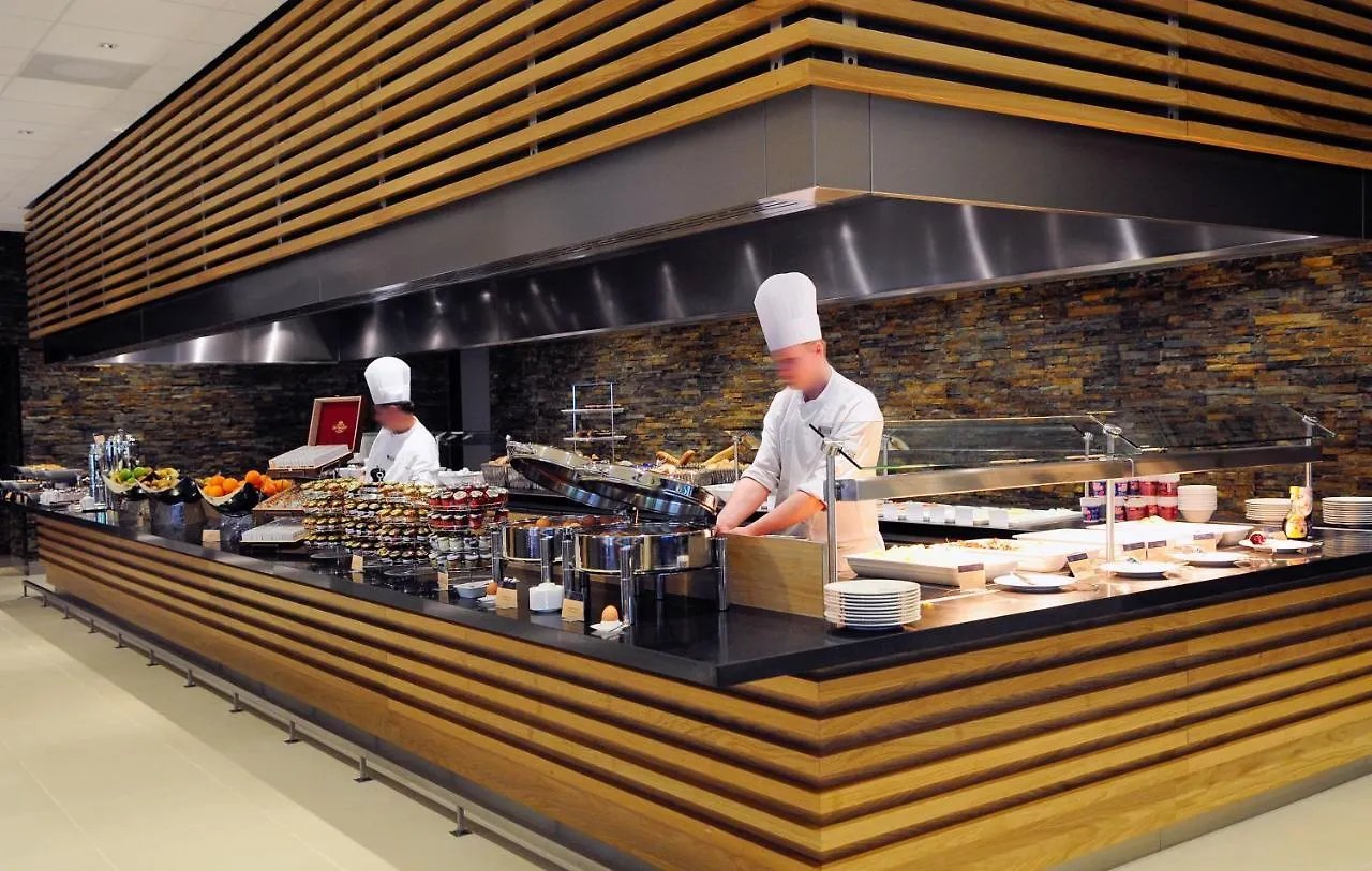 **** Hotel Novotel Amsterdam City Holland