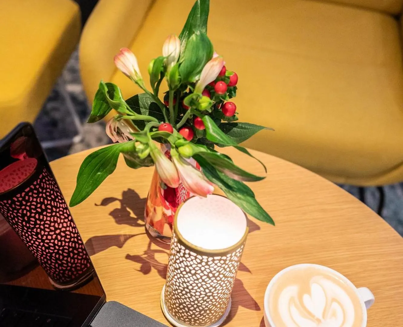 Novotel Amsterdam City 4*,